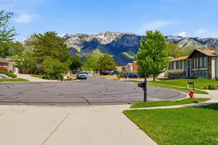 1320 E Woodhill Circle, Sandy, UT 84092 - Photo 46