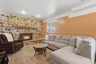 1320 E Woodhill Circle, Sandy, UT 84092 - Photo 26