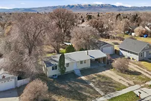 131 W 400 N, Malad City, ID 83252 - Photo 34