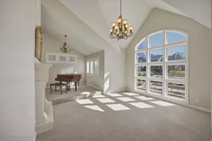 3205 E Danish Way, Cottonwood Heights, UT 84121 - Photo 8