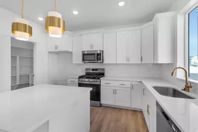 2414 W Santa Fe Dr, Mapleton, UT 84664 - Photo 4