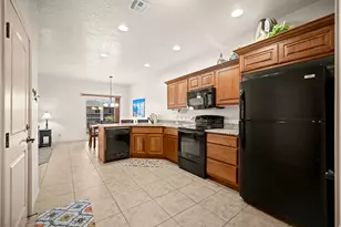 290 W Buena Blvd, Washington, UT 84780 - Photo 12