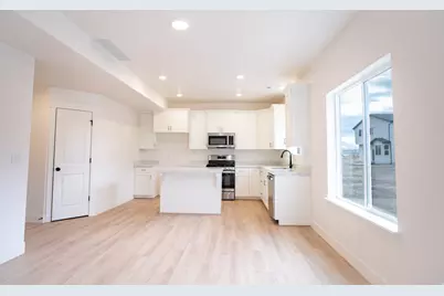 1075 N 1060 W Lot 34 W, Salem, UT 84653 - Photo 2