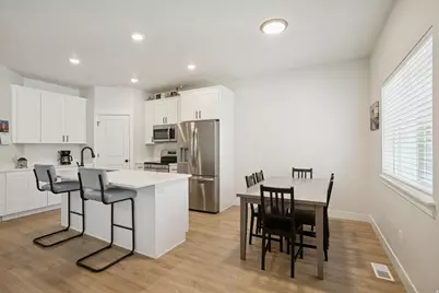 1176 N 620 W #221, Tooele, UT 84074 - Photo 8