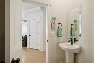 1176 N 620 W, Tooele, UT 84074 - Photo 10