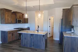 256 S 1175 W, Parowan, UT 84761 - Photo 6