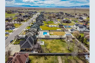1590 Leola St, Kaysville, UT 84037 - Photo 44