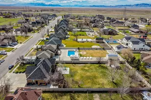 1590 Leola St, Kaysville, UT 84037 - Photo 44