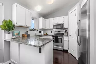 1056 N 300 W, American Fork, UT 84003 - Photo 6