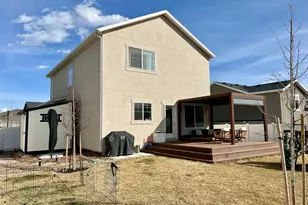 6135 N Boulter Peak Ln, Eagle Mountain, UT 84005 - Photo 34