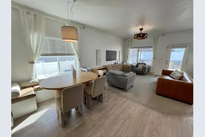 6135 N Boulter Peak Ln, Eagle Mountain, UT 84005 - Photo 8