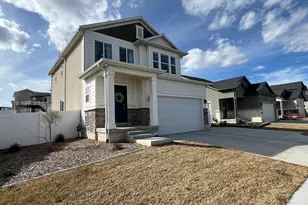 6135 N Boulter Peak Ln, Eagle Mountain, UT 84005 - Photo 2