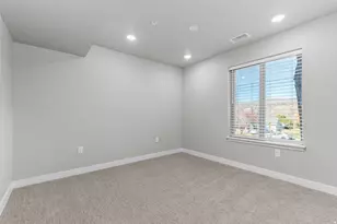 1032 E 400 S, Salt Lake City, UT 84102 - Photo 12