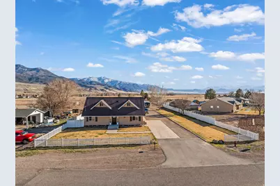 91 W 100 S, Central Valley, UT 84754 - Photo 2