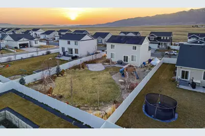 7884 N Seabiscuit Rd, Eagle Mountain, UT 84005 - Photo 30