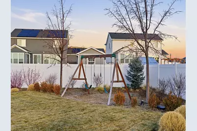 7884 N Seabiscuit Rd, Eagle Mountain, UT 84005 - Photo 26