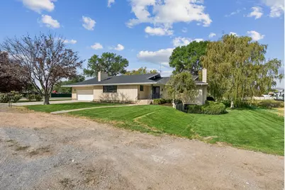 715 N 400 E, Nephi, UT 84648 - Photo 10