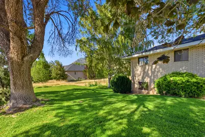 715 N 400 E, Nephi, UT 84648 - Photo 48