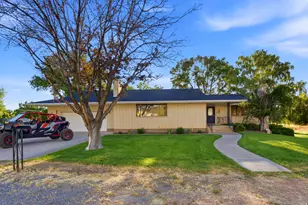 715 N 400 E, Nephi, UT 84648 - Photo 54