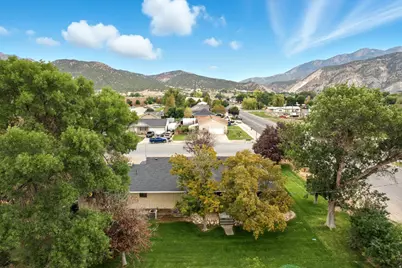 715 N 400 E, Nephi, UT 84648 - Photo 14
