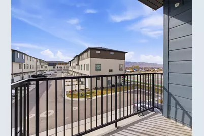 1076 W 490 S #204, American Fork, UT 84003 - Photo 18