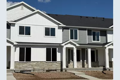 817 S 270 E #4, Smithfield, UT 84335 - Photo 2