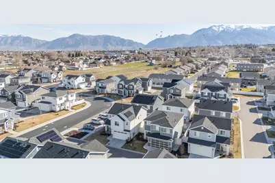 3922 S 2950 W, West Haven, UT 84401 - Photo 42