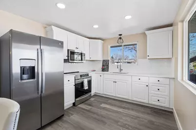 3055 S Dennis Cir, West Valley, UT 84120 - Photo 20