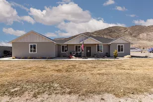851 N 280 E, Elsinore, UT 84724 - Photo 2