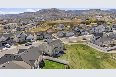 13012 S Twisted Oak Dr, Herriman, UT 84096 - Photo 40