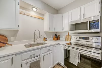 2744 S 2855 W, West Valley, UT 84119 - Photo 6