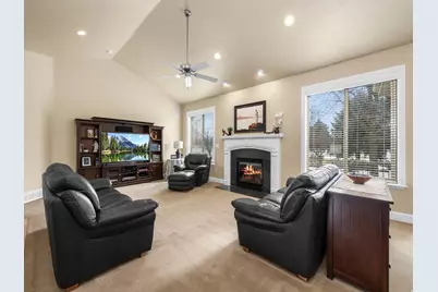 6767 W 10205 N, Highland, UT 84003 - Photo 2