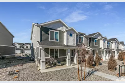 1822 N Blue Iris Ave #1055, Tooele, UT 84074 - Photo 2