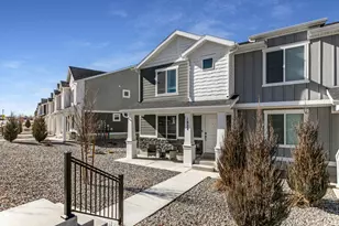 1822 N Blue Iris Ave, Tooele, UT 84074 - Photo 4