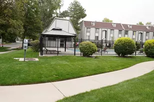 450 E Creekside Cir, Murray, UT 84107 - Photo 24