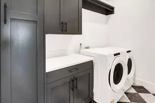 724 W Maple Drift Ln, Draper, UT 84020 - Photo 10