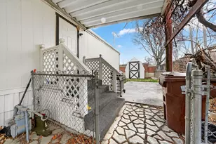 262 E Hidden View Dr, Sandy, UT 84070 - Photo 18