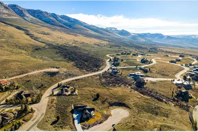 5630 E Highland View Ct, Eden, UT 84310 - Photo 8