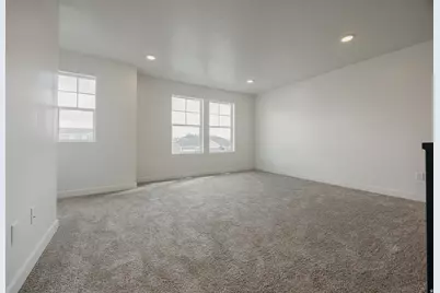 2241 E Granite Ln, Eagle Mountain, UT 84005 - Photo 12