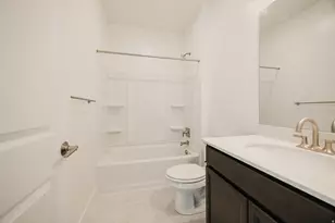 2241 E Granite Ln, Eagle Mountain, UT 84005 - Photo 10