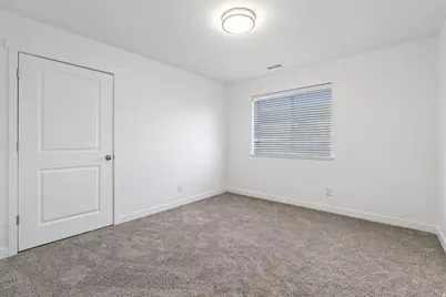 8204 N Cedar Springs Rd E #2, Eagle Mountain, UT 84005 - Photo 12