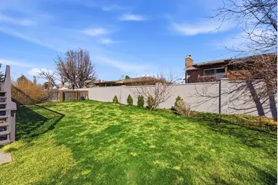 10889 S Granite Dr E, Sandy, UT 84094 - Photo 28