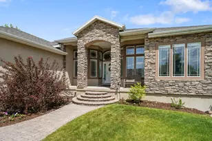 372 N Waterside Rd W, Heber City, UT 84032 - Photo 4