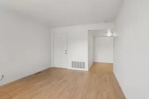 4834 S Highland Cir E, Holladay, UT 84117 - Photo 8