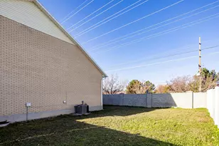 4986 S Hensley Circle, Taylorsville, UT 84129 - Photo 36