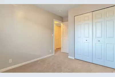 380 W 4900 S #11, Washington Terrace, UT 84405 - Photo 6