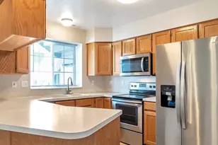 380 W 4900 S, Washington Terrace, UT 84405 - Photo 2