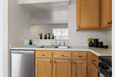 1207 W Torwood Ct S, Murray, UT 84123 - Photo 12