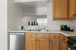 1207 W Torwood Ct S, Murray, UT 84123 - Photo 12