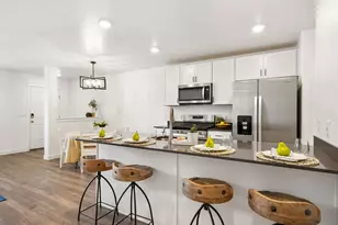 274 N Portside Ln, Saratoga Springs, UT 84045 - Photo 8